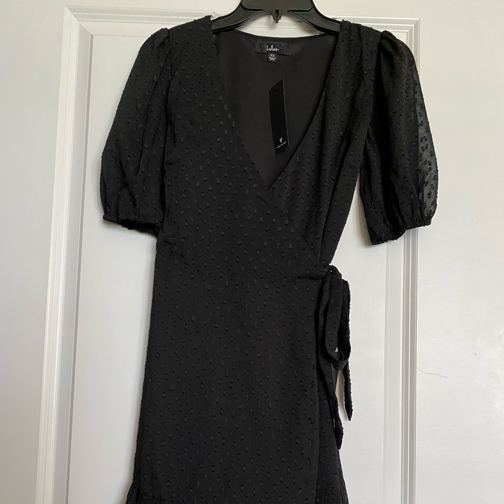 Lulu’s Short Sleeve Black Wrap Dress - Size XS